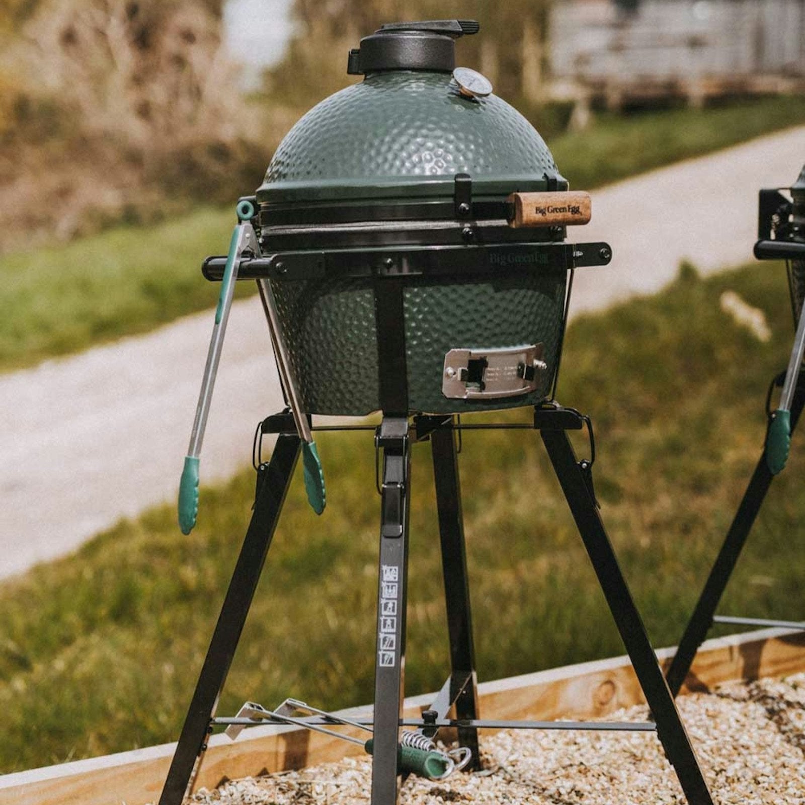Foldable Stand for MiniMax Big Green Egg - Image 3